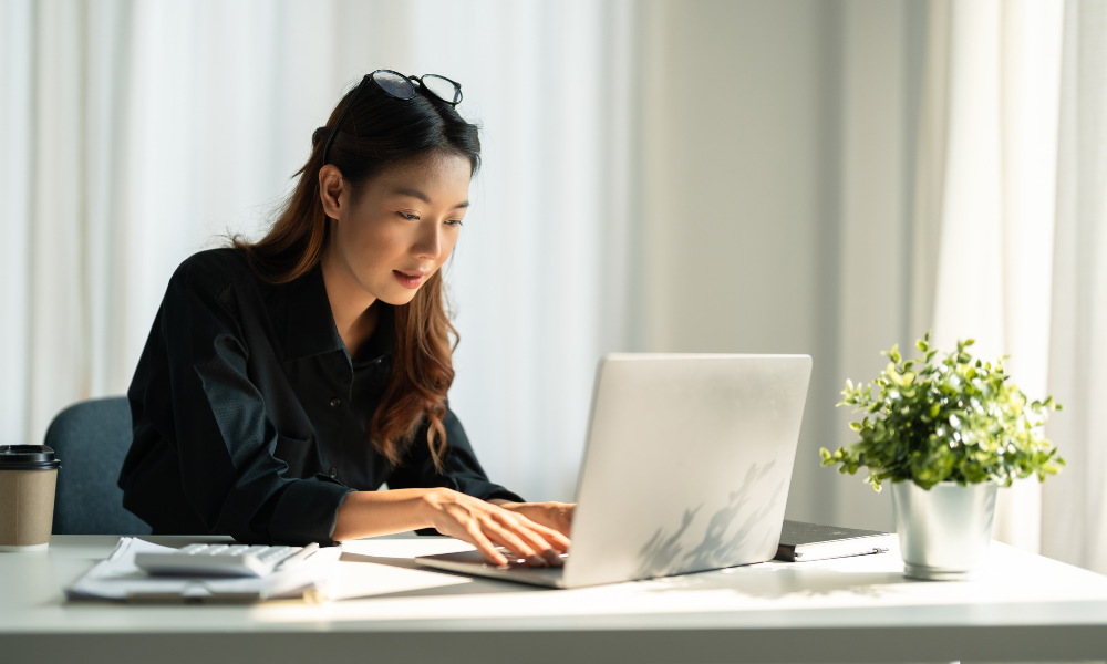 Turn Website Visitors into Leads: 5 Smart Conversion Tactics